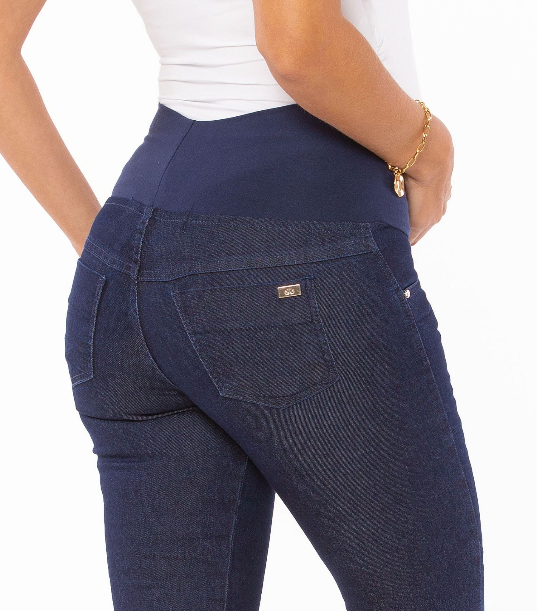 Maternity Jeans in Navy Blue - The best maternity denim jeans